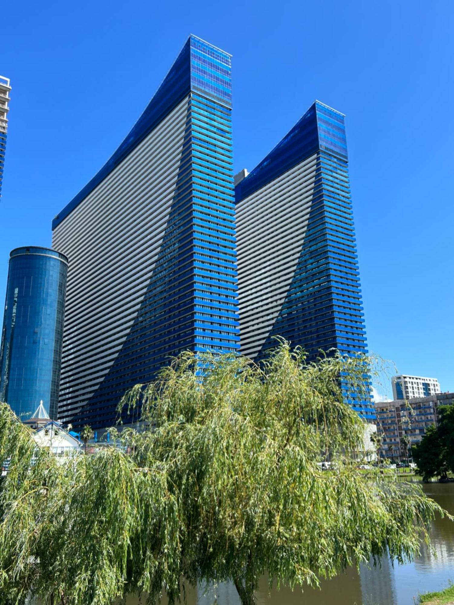 Panorama Sea View Central City Batumi & Aparthotel Екстериор снимка